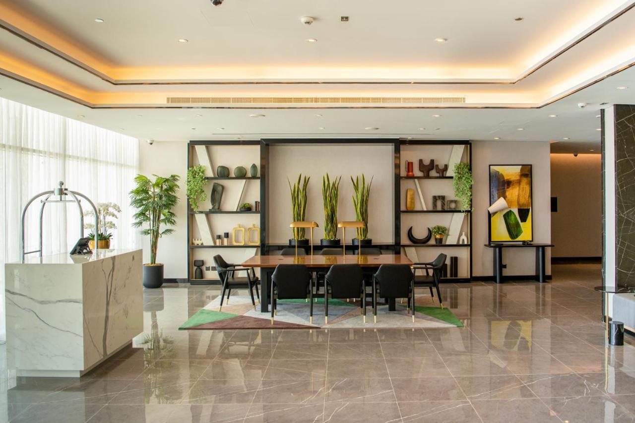Damac Hills 2 Hotel, An Edge By Rotana Отель Дубай